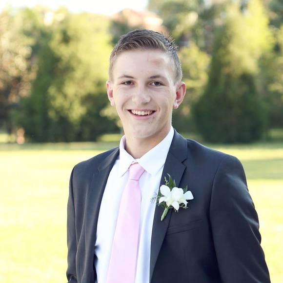 Meet your Posher, Russell - Picture 1 of 1